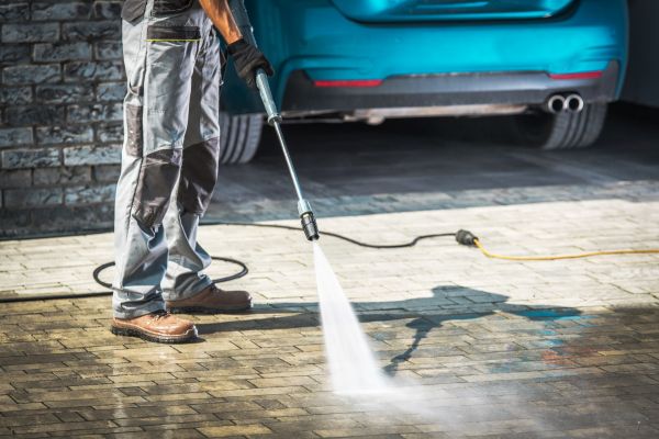Home Pressure Cleaning in Chico