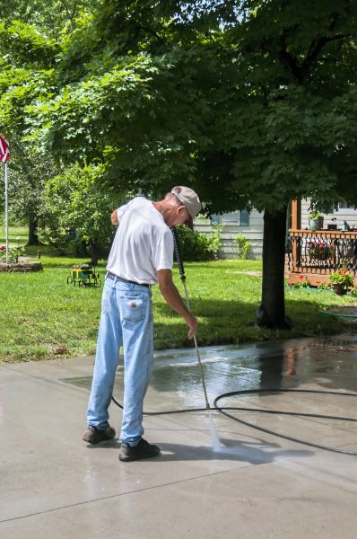 Driveway Concrete Cleaning in Chico